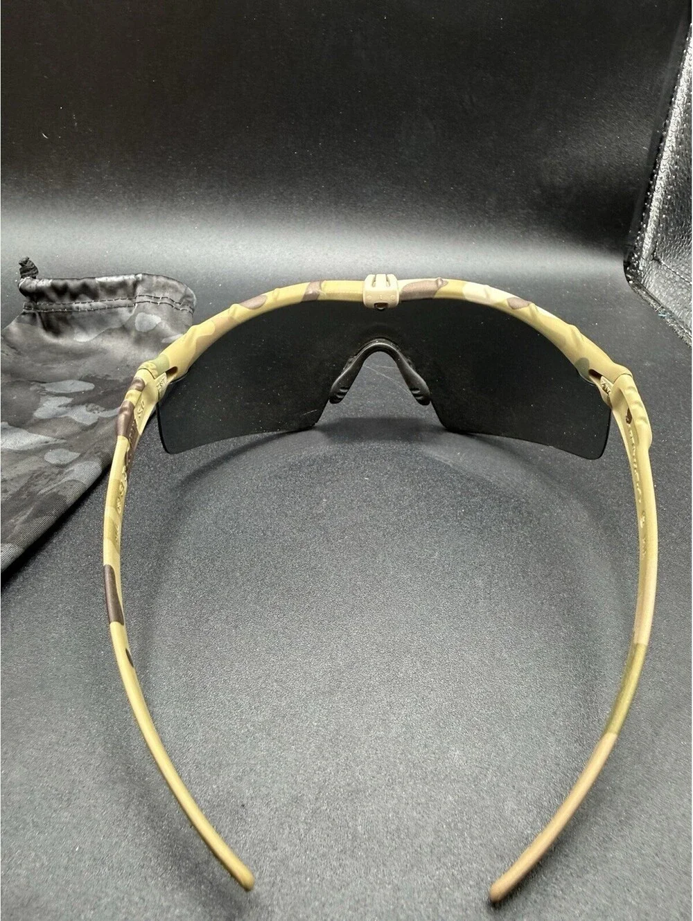 Grays oakley si